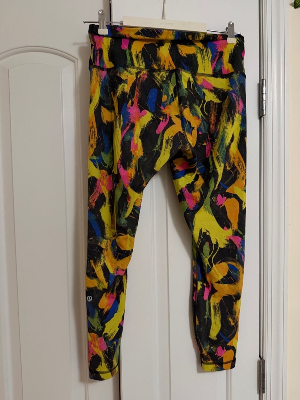 Lululemon athletica Black
Multicolor Brushstroke invigorate H R tights - Picture 4 of 7